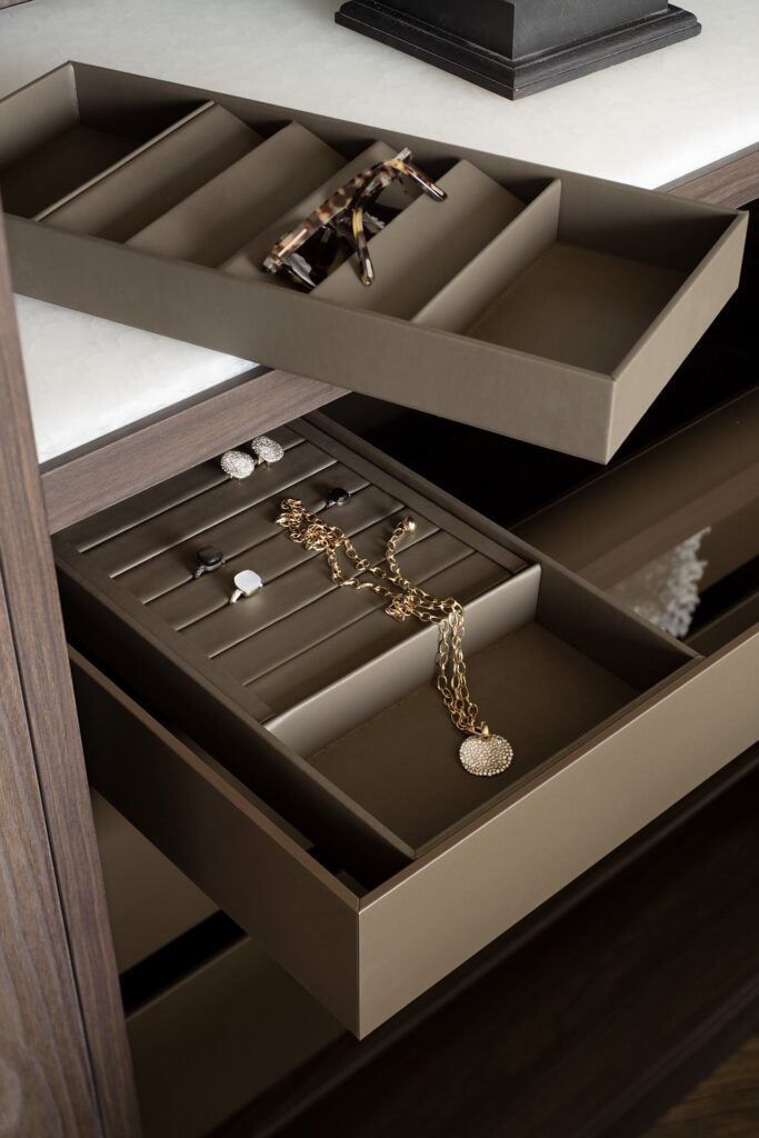 Coalik Cabinet